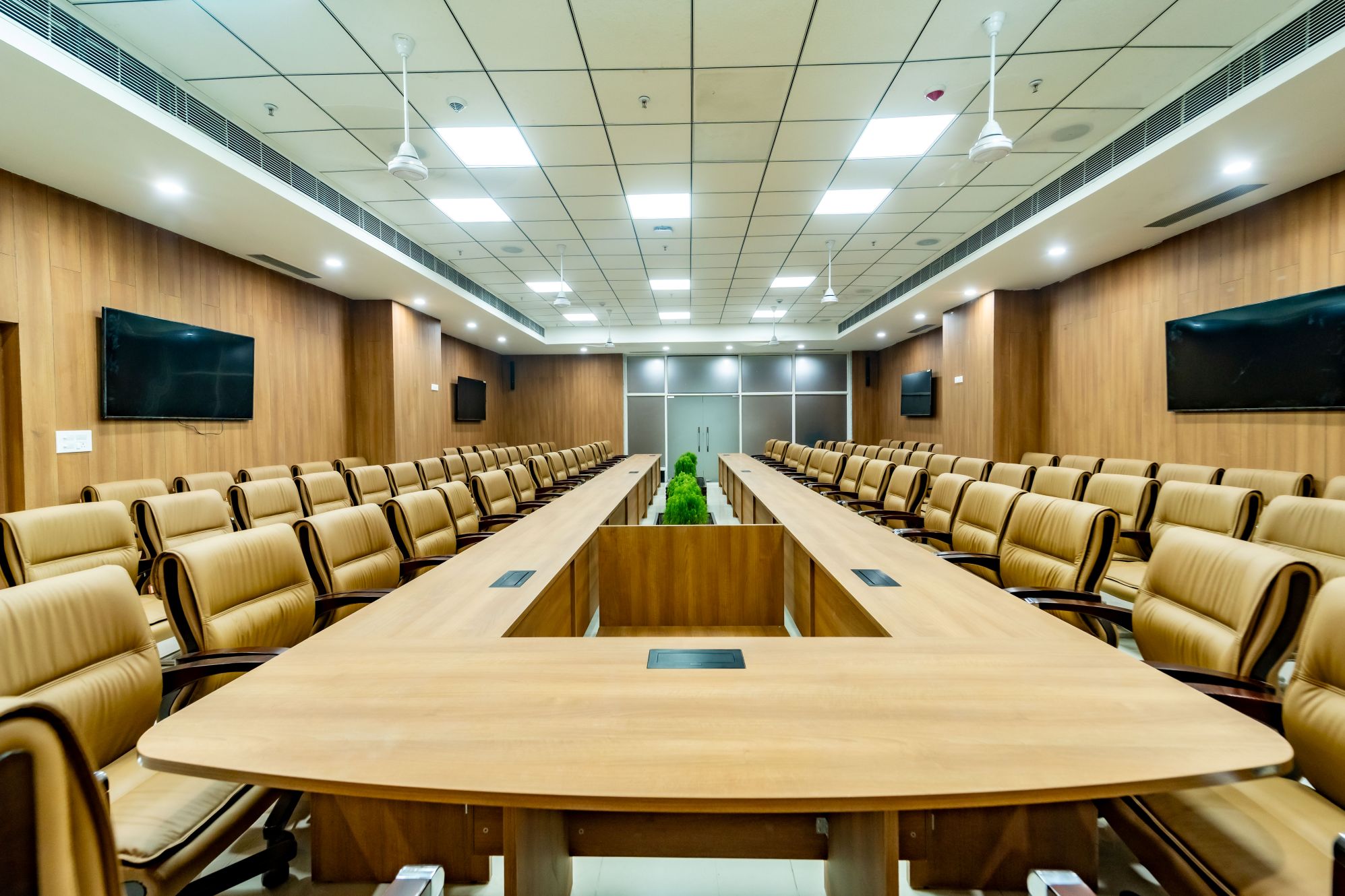 Tower of Justice - Conference room